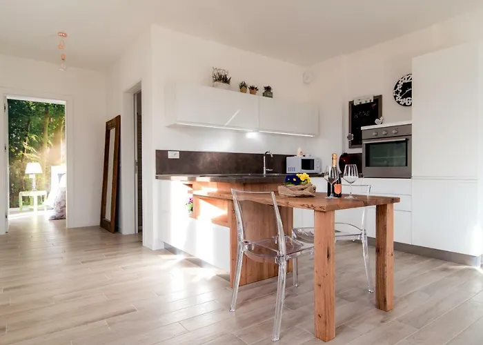 Apartamento Magic Garden With Jacuzzi-pool And Luxury View Lenno
